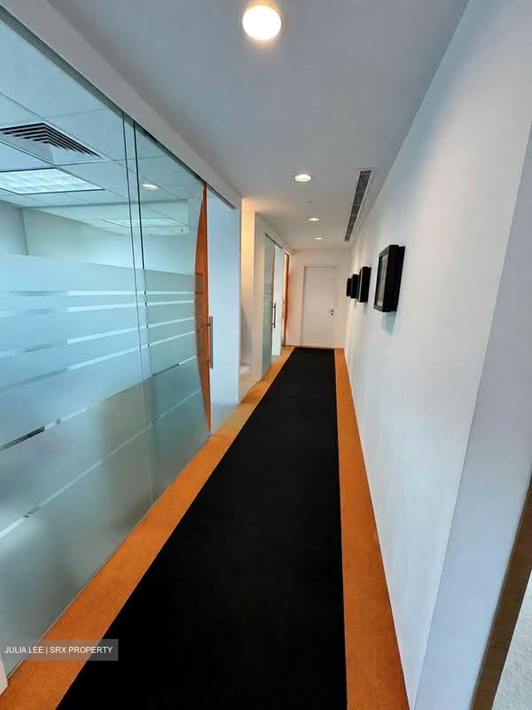 Wisma Atria (D9), Office #556633401